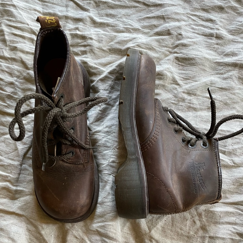 Dr. Martens vintage, made in England platform boots
